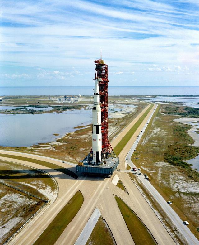 在天空实验室(skylab)空间站任务中,土星五号火箭一次就发射了整个